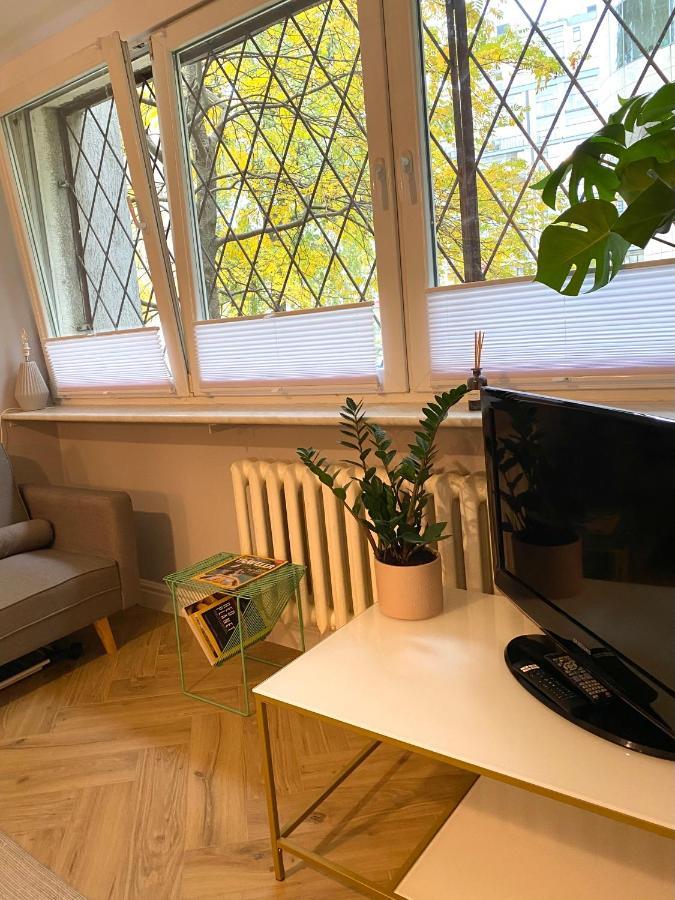 Apartment Close To Metro, 8 Minutes To Centrum And Near Airport Warsaw Exterior photo